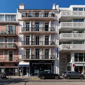 2* Отель Modern Waikiki